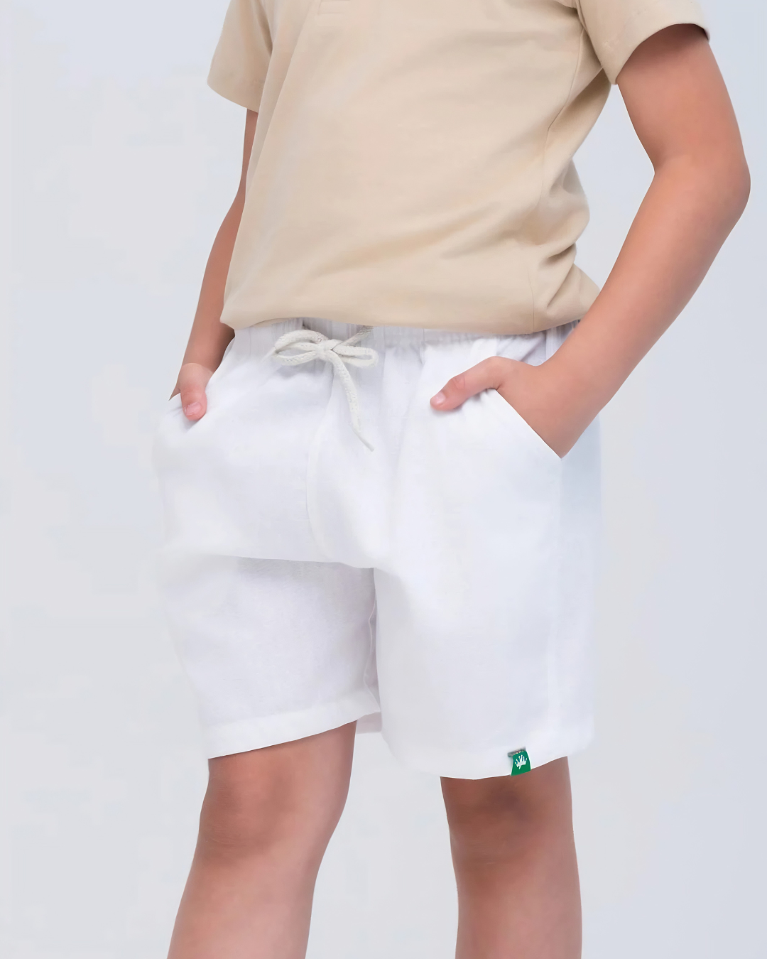 Short Infantil em Linho com Bolso